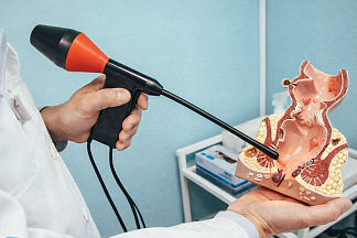 В Центре здоровья НЛМК ведёт приём врач-проктолог